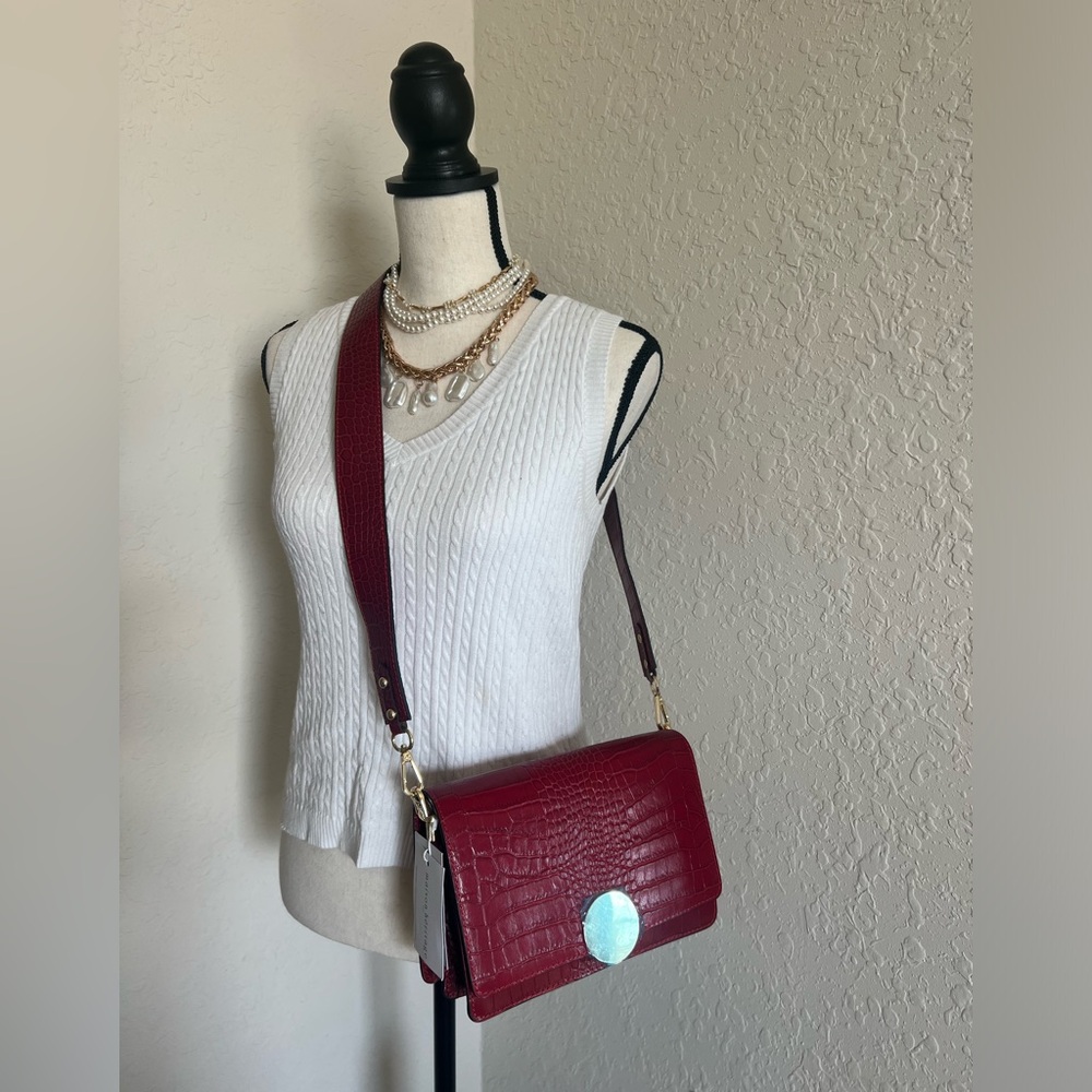RARE AUTHENTIC MAISON HÉRITAGE COW LEATHER RED CROSSBODY PURSE ❤️ NWT !!!